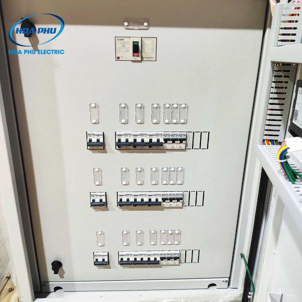 Tủ điện phân phối DB 3 Pha 125A - Panasonic - Ảnh 2