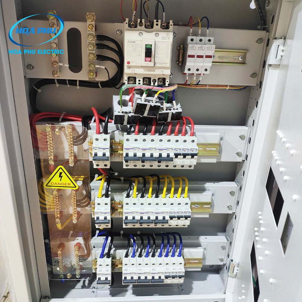 Tủ điện phân phối DB 3P 125A