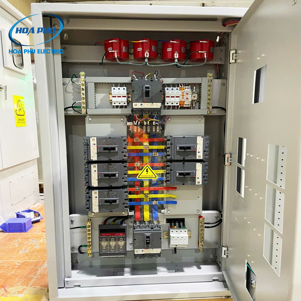 Tủ phân phối MSB 3P 250A Schnider